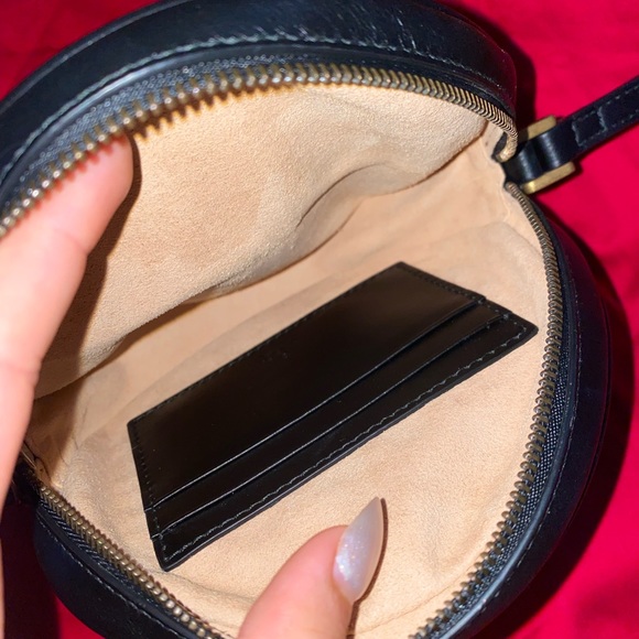 Never used black Gucci bag/wallet yes it is real - Picture 4 of 5